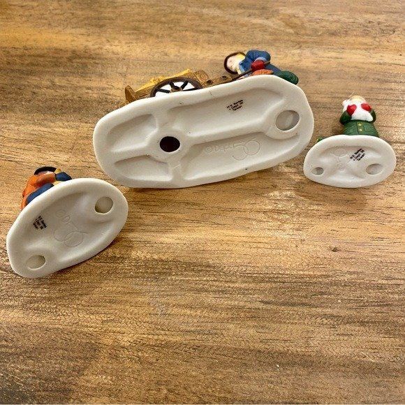 Department 56 Harvest Seed Cart #5645-6 Retired Heritage Village Collection - Picture 9 of 9